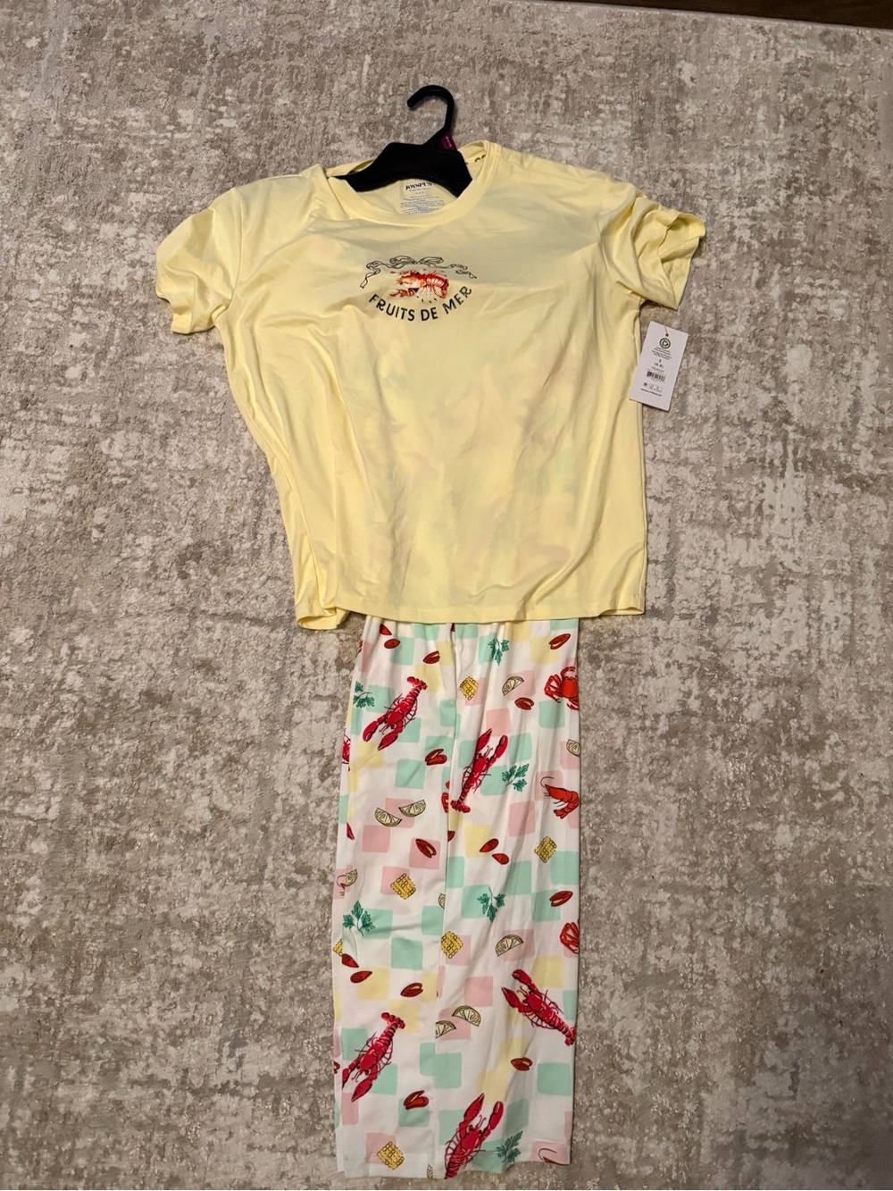Joyspun Women’s Yellow 'Fruits De Mer' Short-Sleeve Pajama Set size S 4/6-NWT